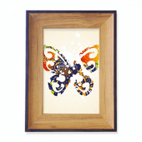 Leptiri s cvjetnim uzorkom Grafiti fotookvir izložbena umjetnost stolno slikarstvo